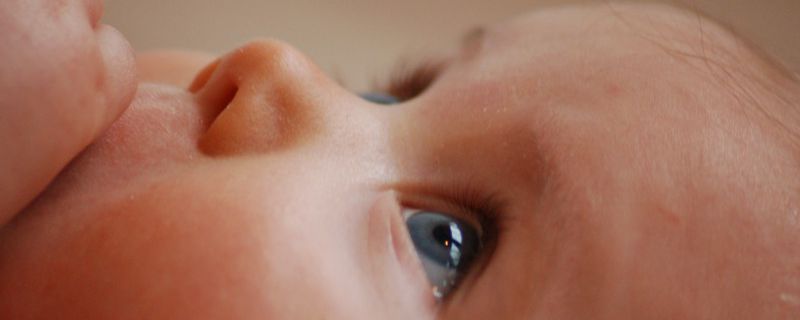 Como a visão dos bebês se desenvolve